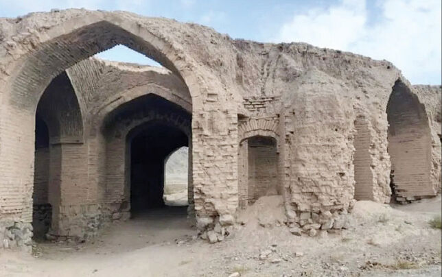 موضوع دیگر مرمت‌های غیراصولی نیست، بلکه ویرانی است