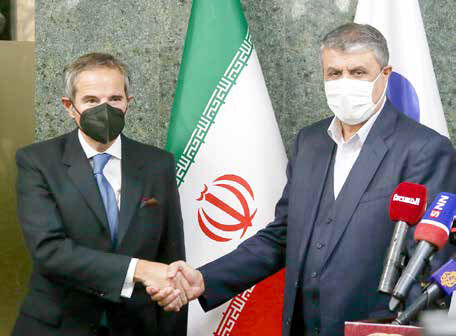 
زوایای مبهم  یک دیدار
