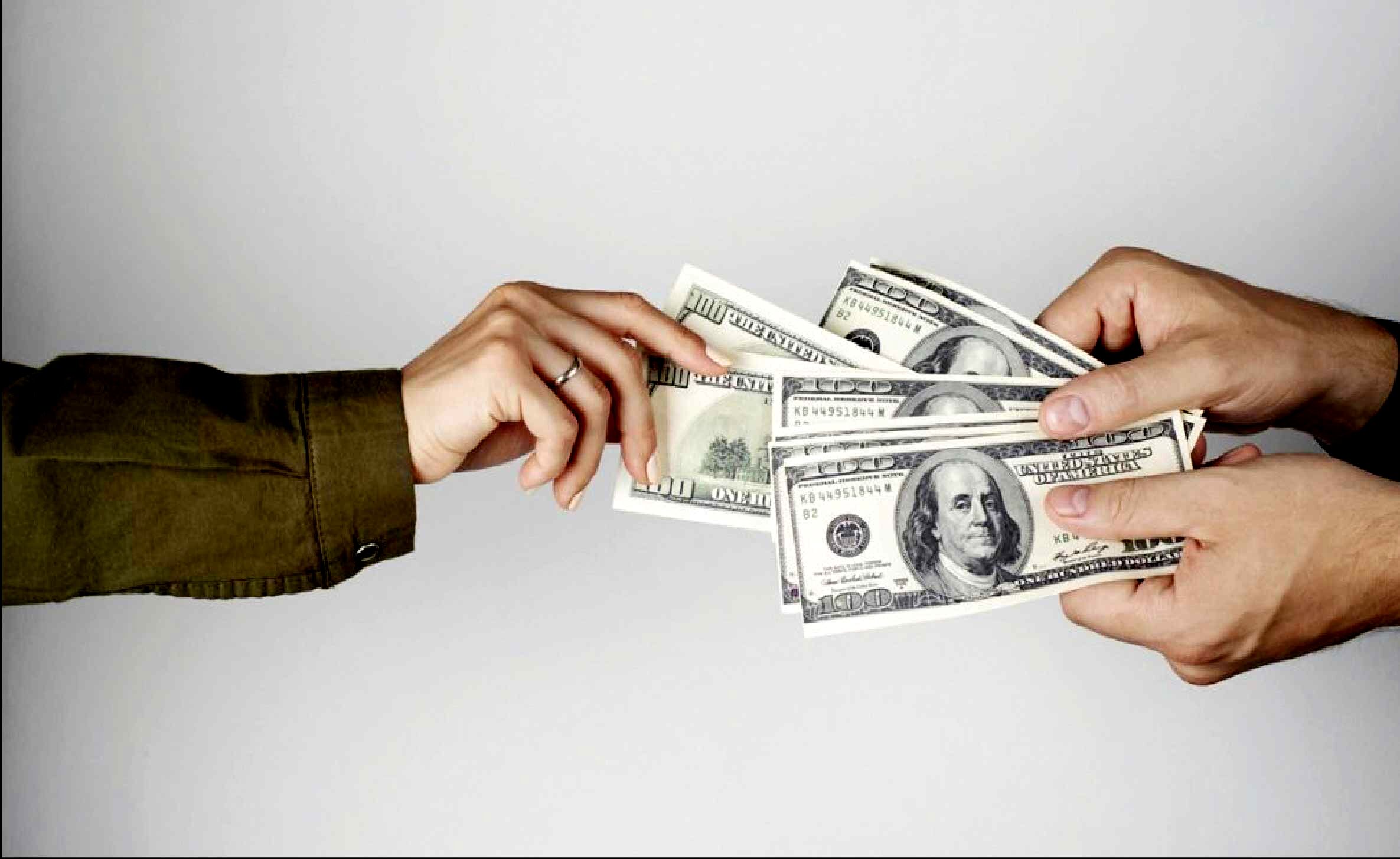 تخصیص ارز دولتی به مردم خودکشی اقتصادی است!