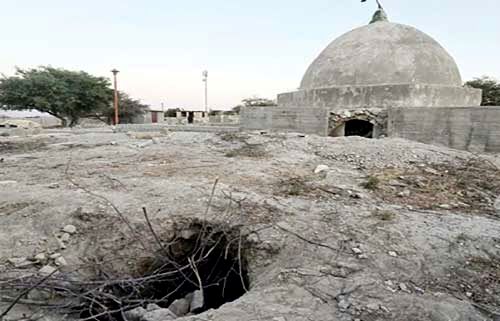 تونل ۹ متری حفاران غیرمجاز در یکی از بزرگترین سایت‌های باستانی استان فارس!