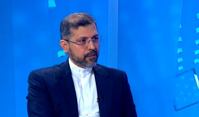 

 گفت‌وگو با اروپا ادامه می‌یابد