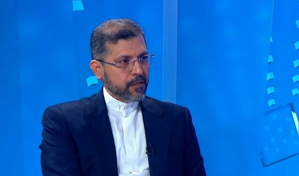 

 گفت‌وگو با اروپا ادامه می‌یابد