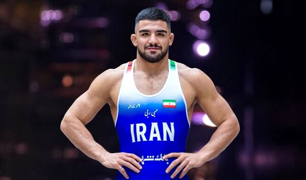 

صعود مبین عظیمی به فینال کشتی آزاد زیر ۲۳ سال جهان