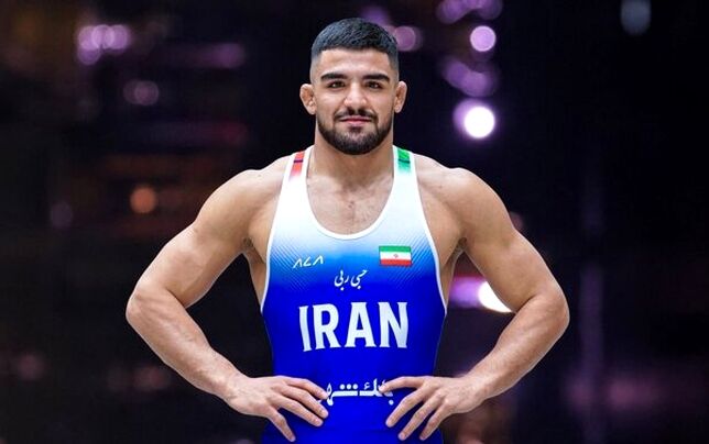 

صعود مبین عظیمی به فینال کشتی آزاد زیر ۲۳ سال جهان