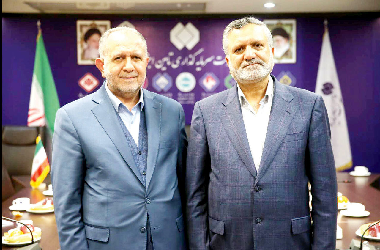 احتمال ابقای مدیرعامل شستا با وجود مخالفت تشکل‌های کارگری
