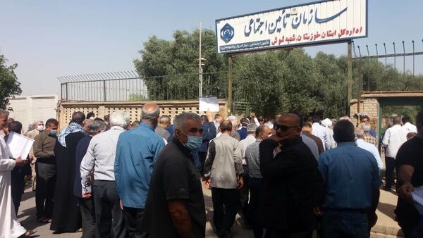 تجمع دوباره بازنشستگان مقابل ادارات تامین اجتماعی