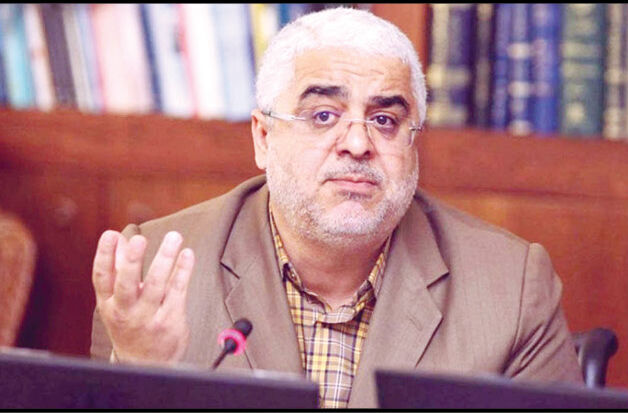جبهه پایداری در وزارت کشور نفوذ کرده است