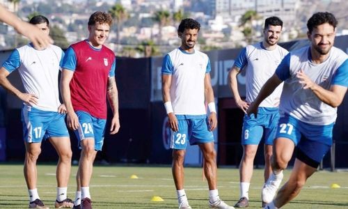 
رویای صعود در سایه باروت