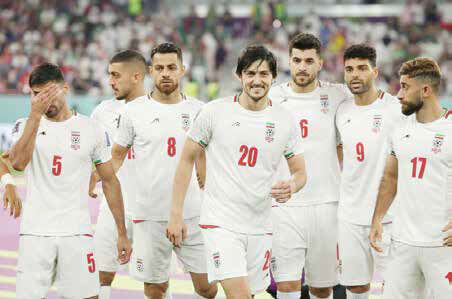 لطفا پوست بینداز!