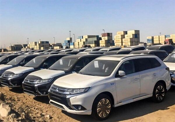 سرقت  قطعات خودروهای وارداتی در گمرک و بنادر تایید شد 