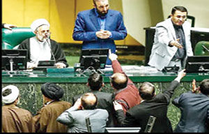 اصرار مجلس بر مصوبه مربوط به اخذ مالیات از حساب‌های غیرتجاری

