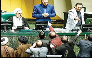 اصرار مجلس بر مصوبه مربوط به اخذ مالیات از حساب‌های غیرتجاری

