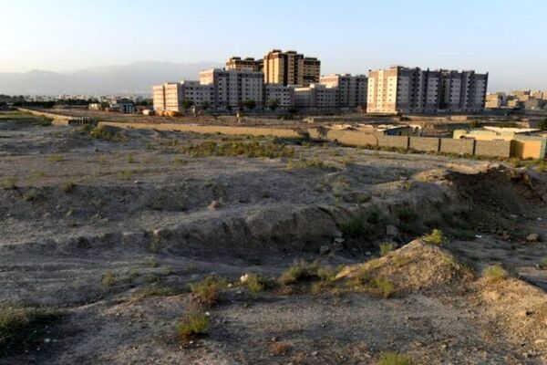 دولت به کارگران هم زمین رایگان واگذار کند