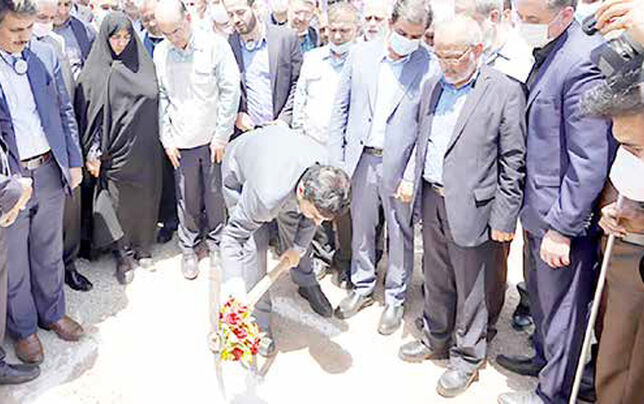کلنگ اَبَر پروژۀ نورد گرم شمارۀ 2 فولاد مبارکه به زمین زده شد