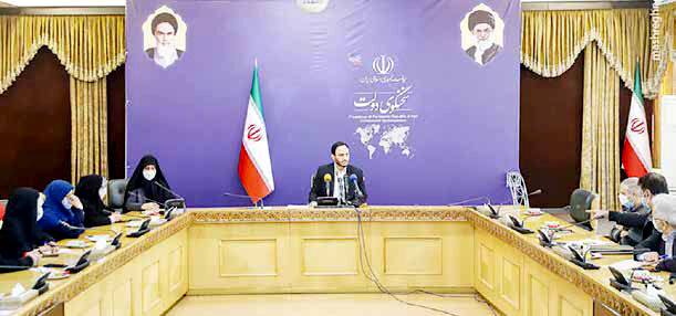 
بی‌تجربگی در   سخنگویی
