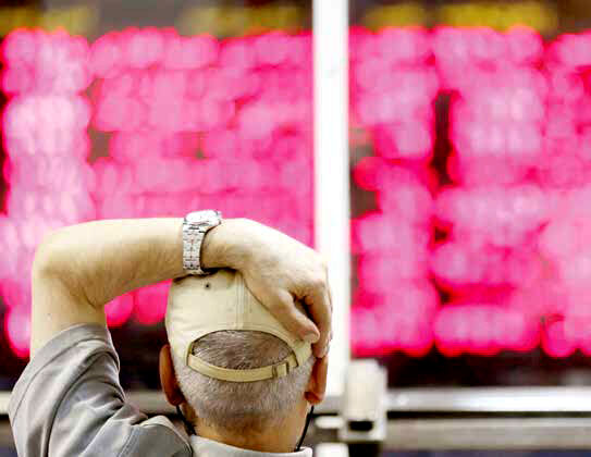 مکیدن خون بازار سرمایه با فروش اوراق
