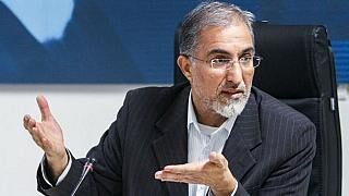 حذف ارز ۴۲۰۰ تومانی، عواقب سنگین سیاسی و اجتماعی دارد