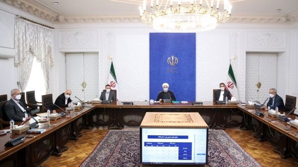 
قیمت فعلی ارز با واقعیت اقتصاد سازگار نیست و رو به کاهش خواهد بود