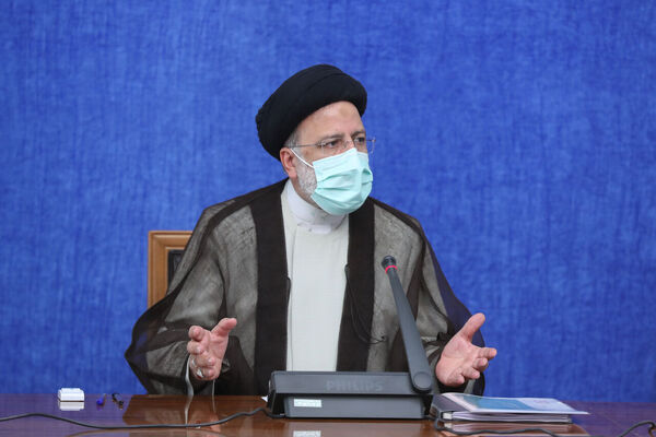 
دستگاه‌ها برای خنثی‌سازی تحریم‌ها با معاون اول همکاری کنند