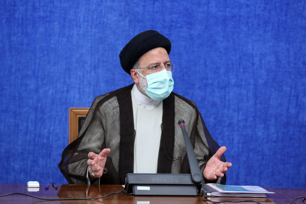 
دستگاه‌ها برای خنثی‌سازی تحریم‌ها با معاون اول همکاری کنند