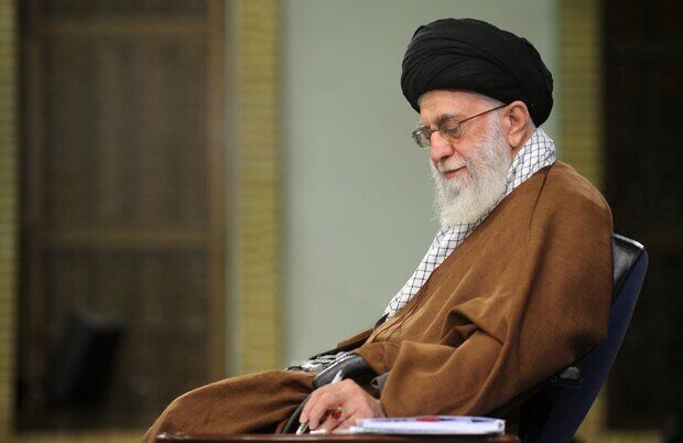 تمدید احکام اعضای هیئت امنای کمیته امداد امام خمینی
