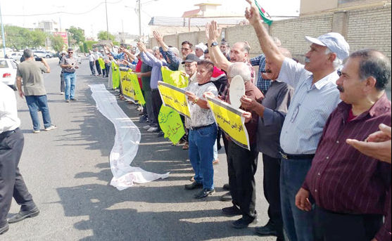 تجمع شماری از بازنشستگان 

در شوش و هفت‌تپه