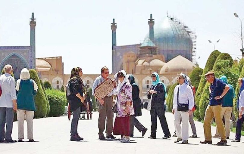 
گردشگر خارجی تقریباً از بازار ایران خارج شده است