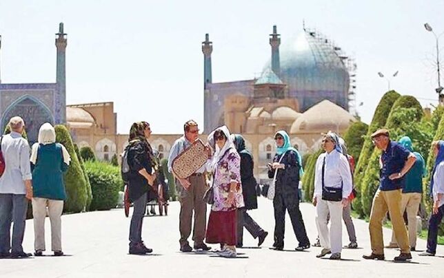 
گردشگر خارجی تقریباً از بازار ایران خارج شده است