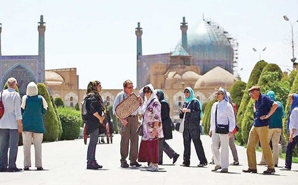 
گردشگر خارجی تقریباً از بازار ایران خارج شده است