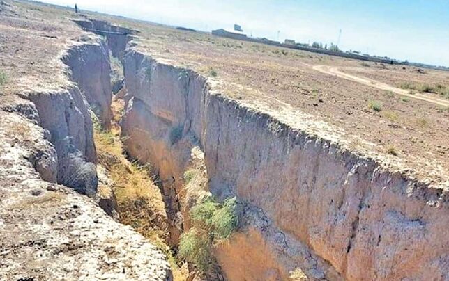 300 دشت کشور با پدیده فرونشست مواجه‌اند