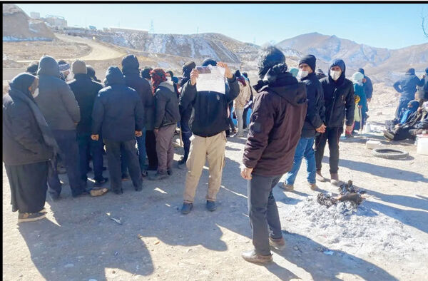 کارگران تعدیلی پروژه 

کارخانه تغلیظ مس درآلو تجمع کردند