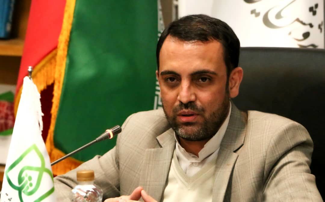 بار تامین منابع صندوق‌های بازنشستگی نباید بر دوش مردم قرار بگیرد
