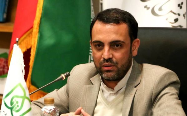 بار تامین منابع صندوق‌های بازنشستگی نباید بر دوش مردم قرار بگیرد
