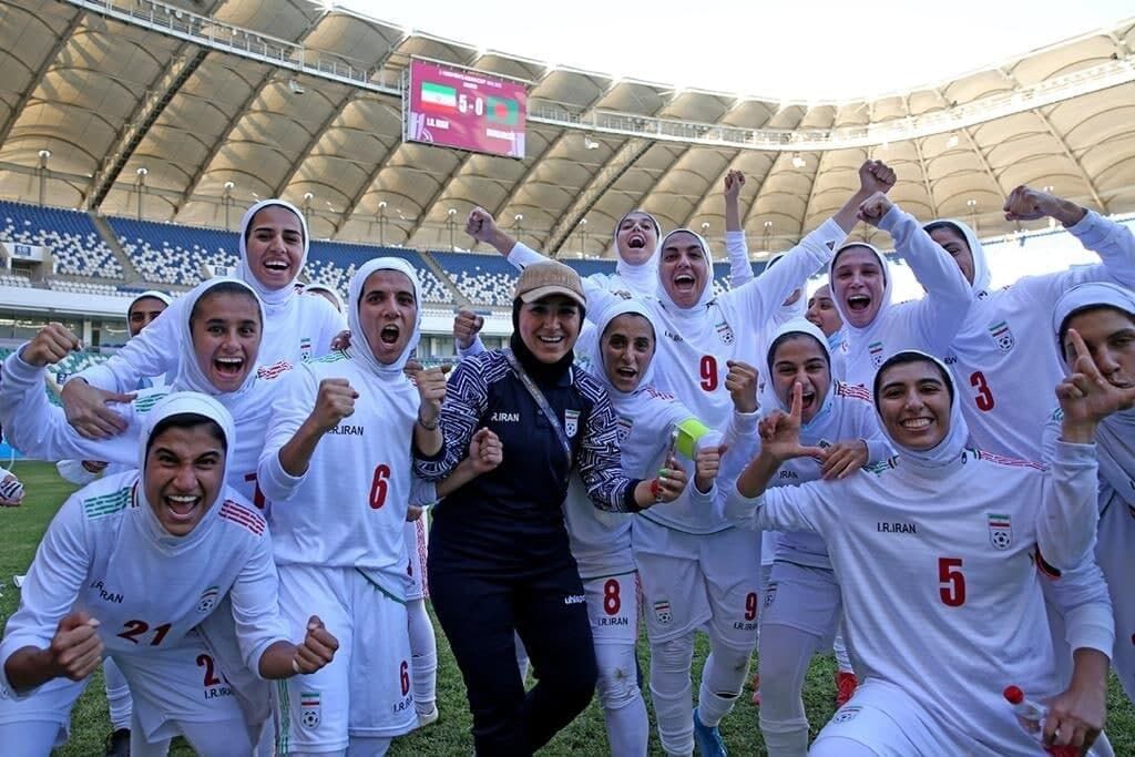 فراموش‌شان نکنیم