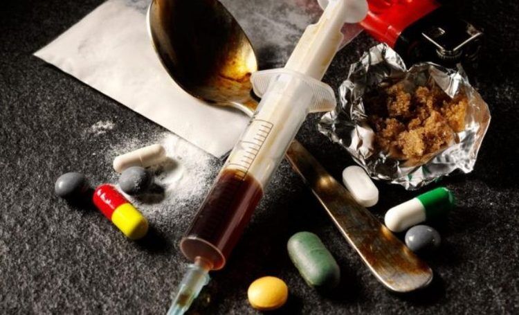 ۱۰میلیون ایرانی درگیر معضل اعتیاد هستند 

