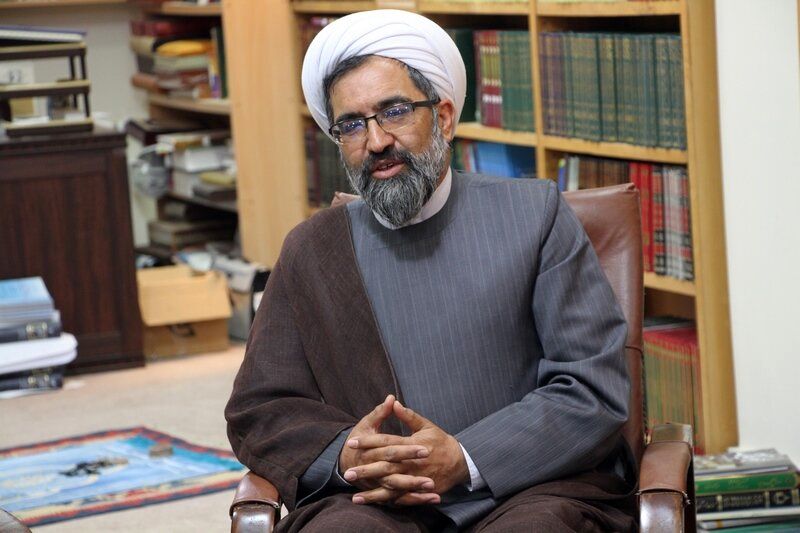درگذشت امام جمعه کازرون 

در پی سوءقصد خونین