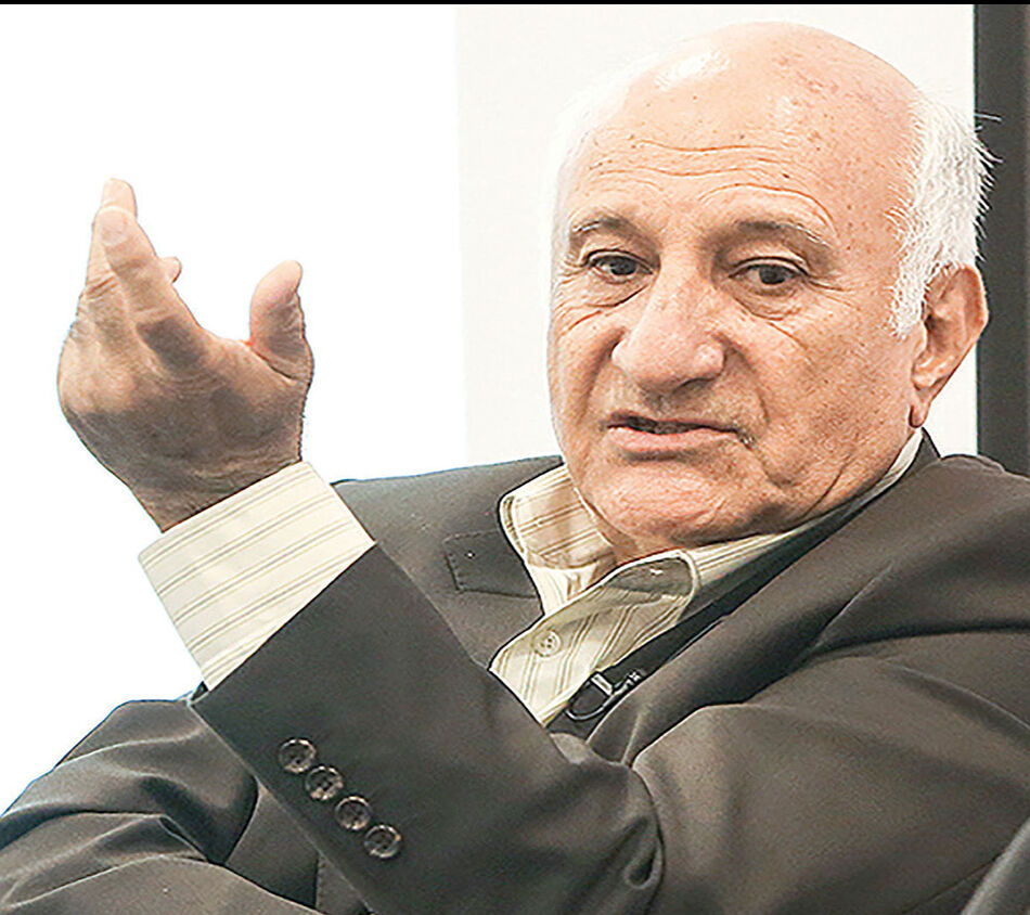 با قیمت‌گذاری دستوری حتی در بازار بنز بحران ایجاد می‌شود