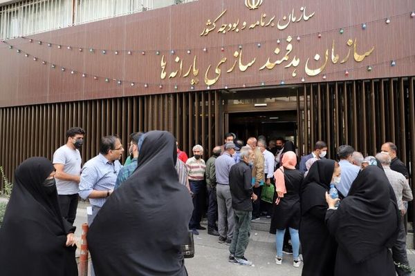 سطح رفاه ثروتمند و فقیر در ایران، توامان کاهش یافته است