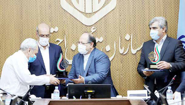 
دولت به شرایط افراد با درآمدهای ثابت توجه دارد