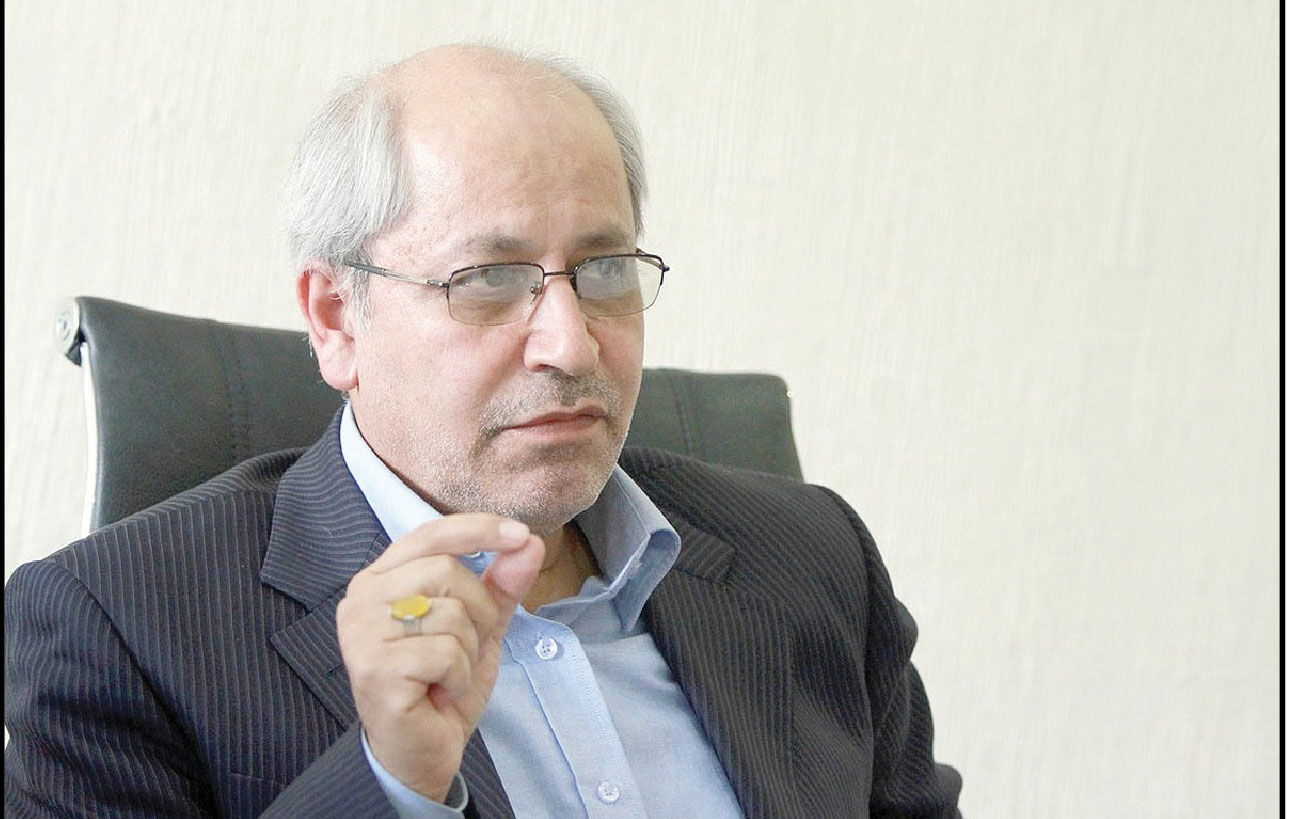 زیر پای صنعت خالی شده است