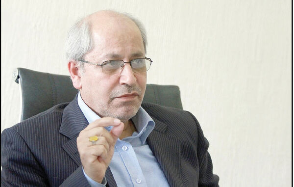 زیر پای صنعت خالی شده است
