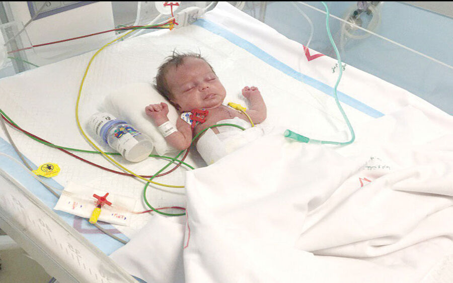 شمار جراحان قلب اطفال به تعداد انگشتان دست هم نمی‌رسد؛
مهاجرت برترین جراح قلب اطفال از ایران