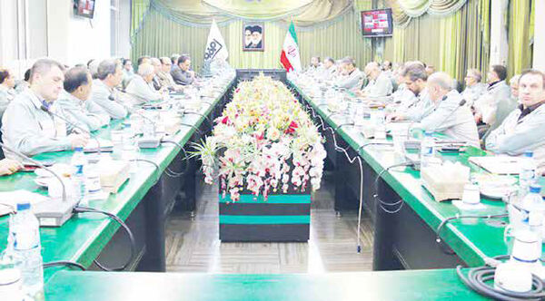 
فولاد مبارکه گواهینامه استانداردهای مدیریتی را کسب کرد