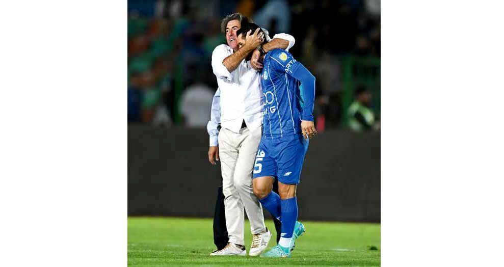 روز پیروزی