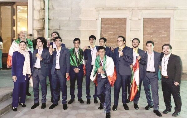 
در المپیاد نجوم، ایران ۶ مدال طلا بیشتر از آمریکا کسب کرد
