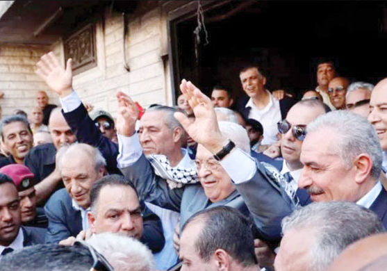 
بازدید محمود عباس از اردوگاه جنین در سایه برخی گلایه ها