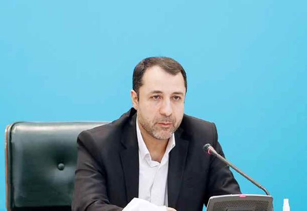 
نرخ دلار واقعی نیست یا اظهارات رئیس‌کل؟!