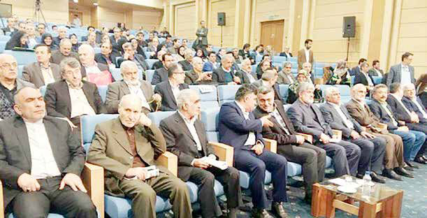 
اصلاحات هنوز به بن‌بست نرسیده است
