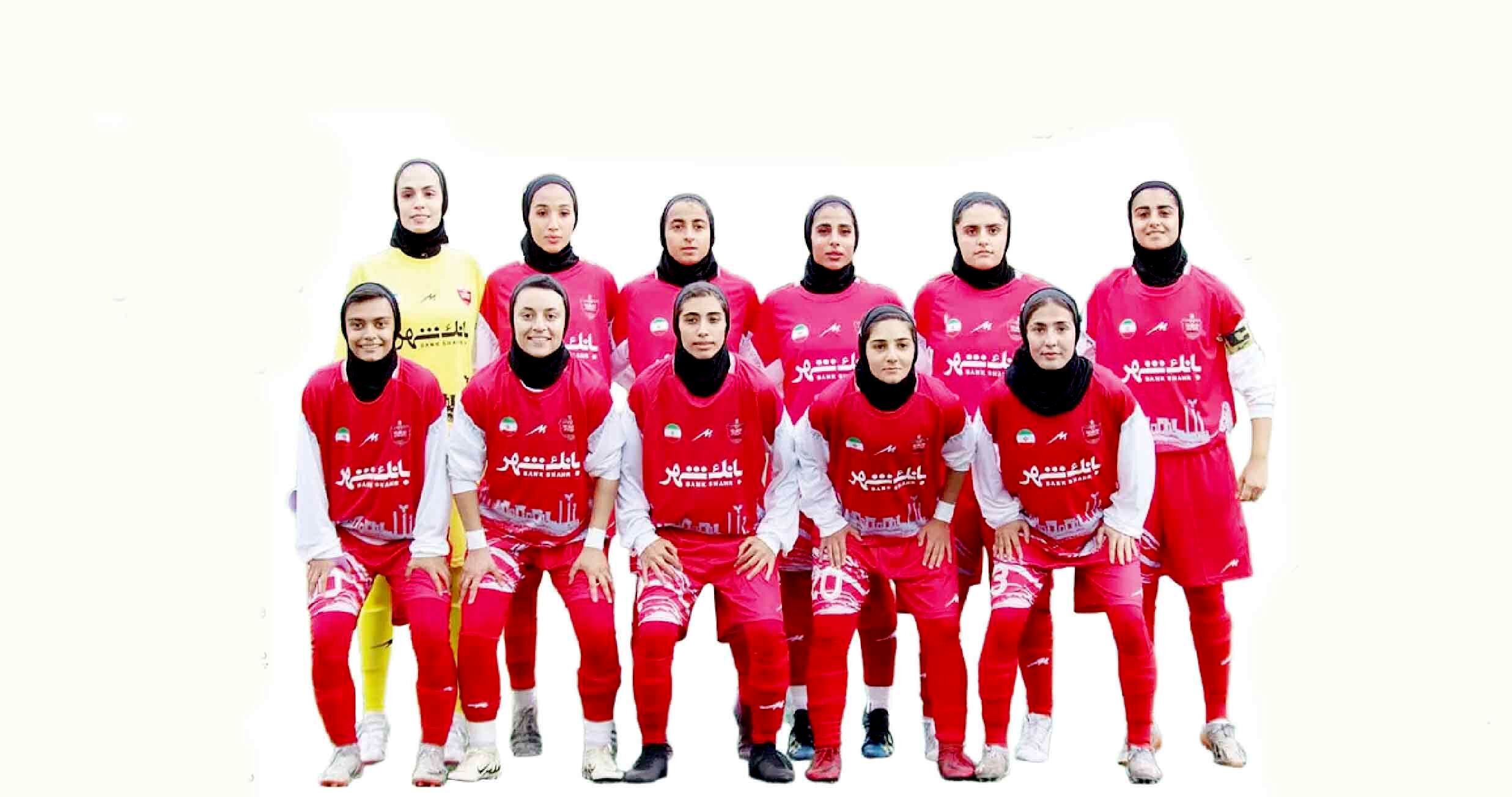 زنان پرسپولیس تحت تاثیر تیم مردان؛ ترکش‌های بی‌پایان