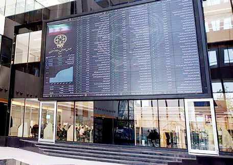 
سیگنال‌های مثبت، بورس را منفی کرد